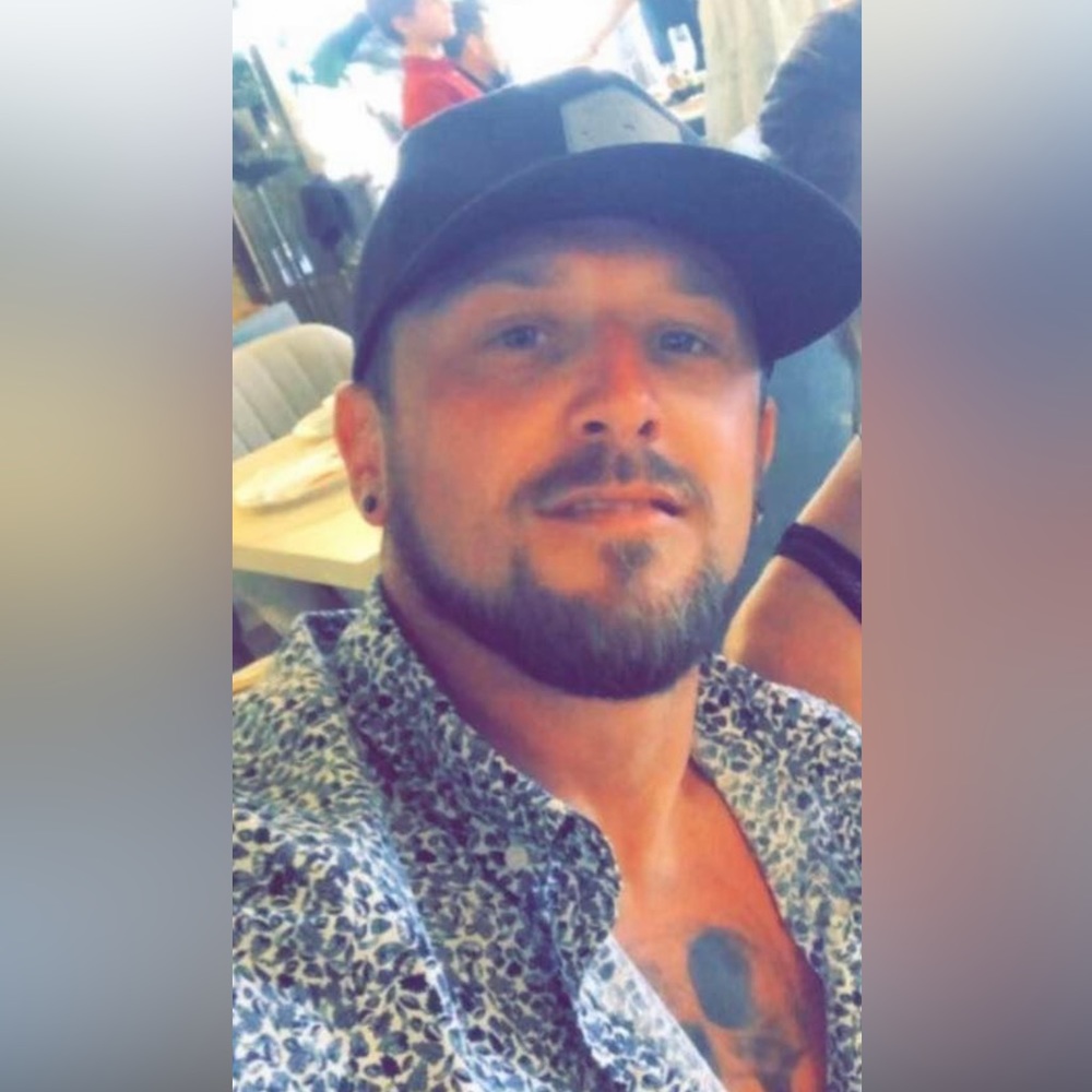 Meet your Posher, Chris